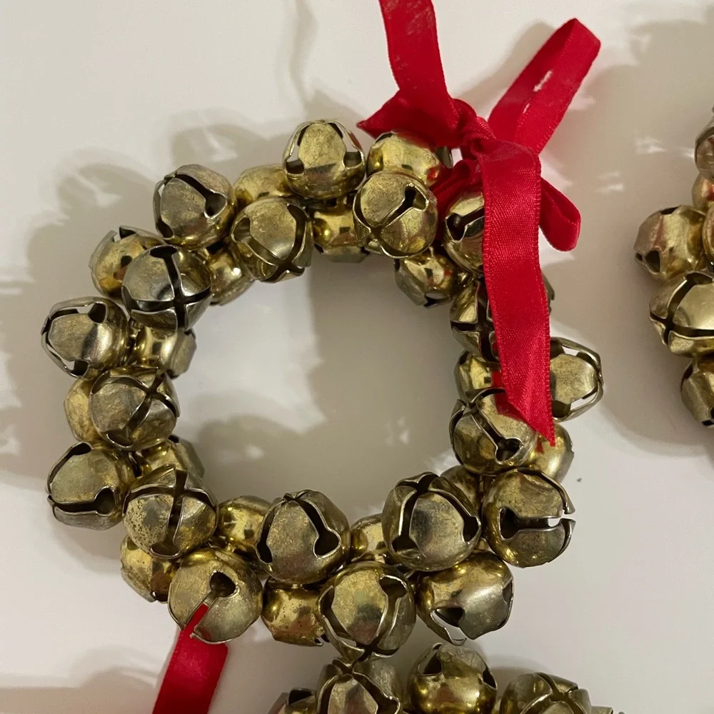 Vintage 90s Set/4 brass sleigh jingle bell Christmas wreaths